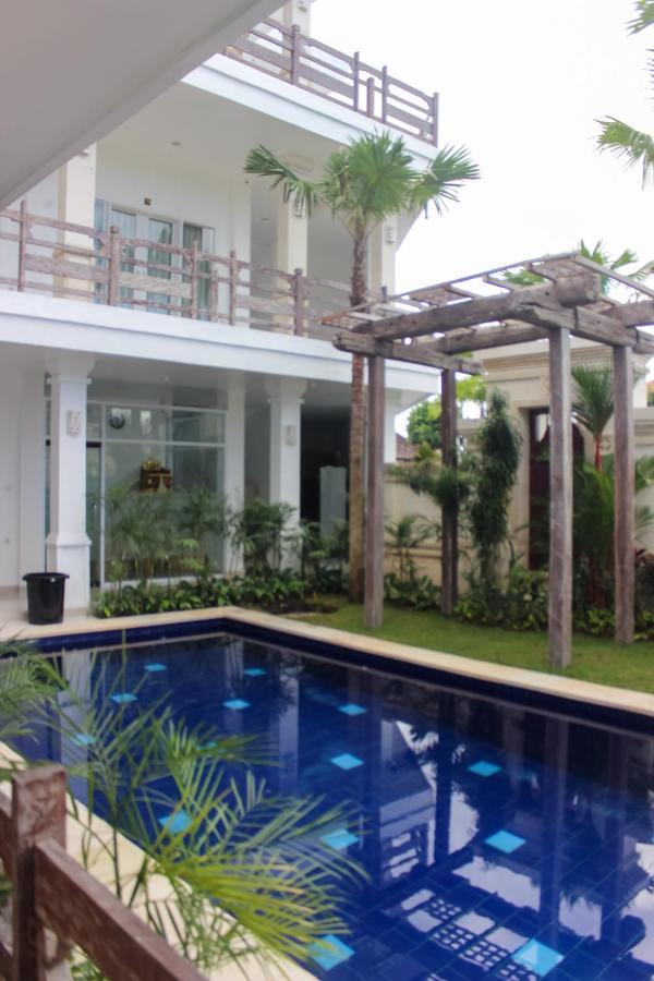 Lilis Ikvala Radha Hotel Canggu  Ngoại thất bức ảnh